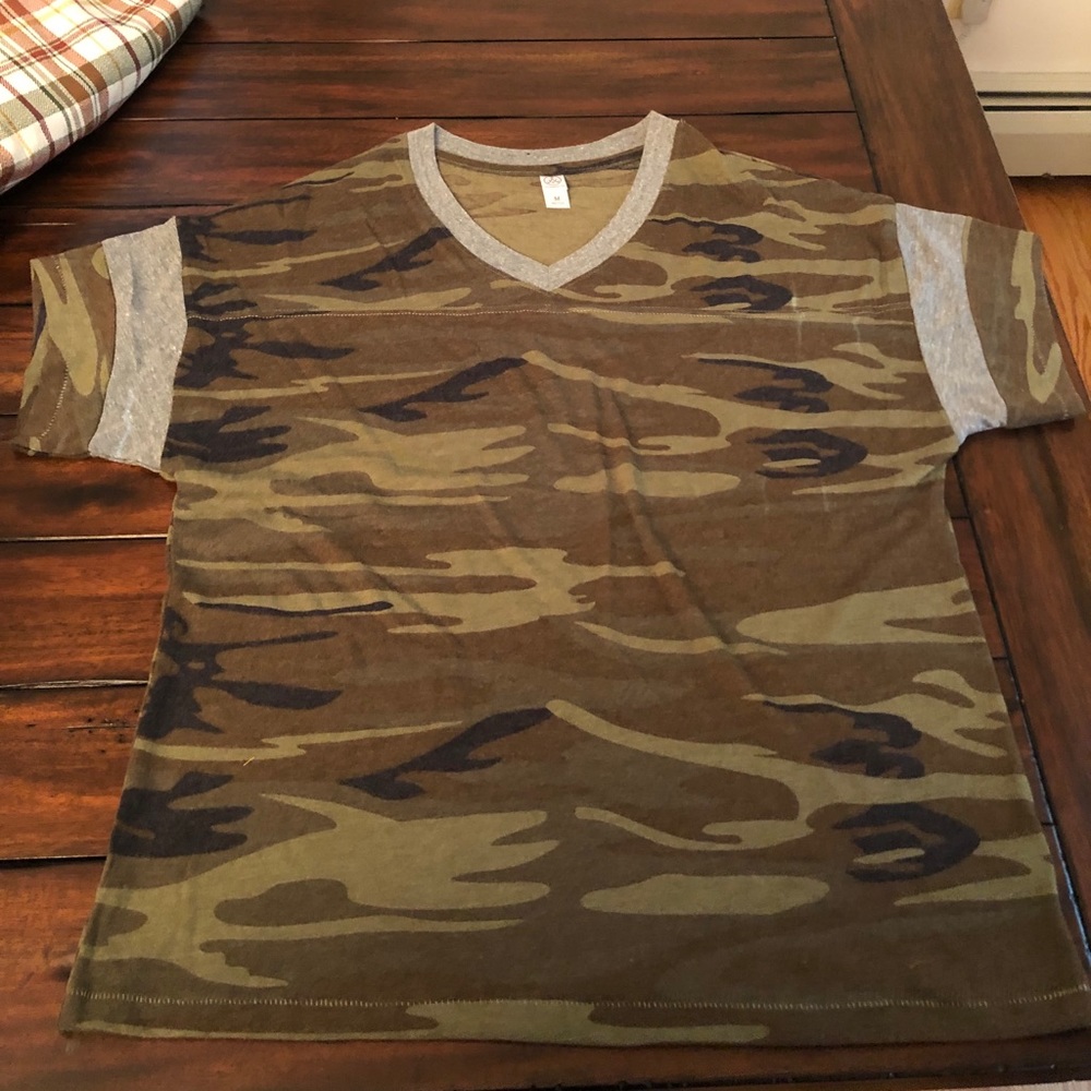 Camo T Shirt NWOT